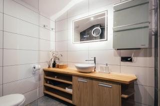Wide street center apartments - 5