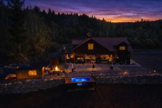 The Quiet luxury home Event venue - 0