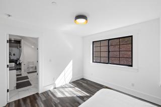 The Quiet luxury home Event venue - 5