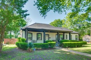 Family-Friendly Retreat w/ Fireplaces in Greenwood - 7