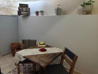 Elenis Apart - 4