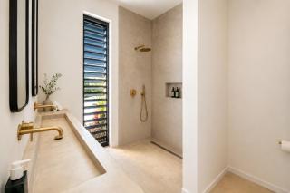 Villa with Seaview - 9