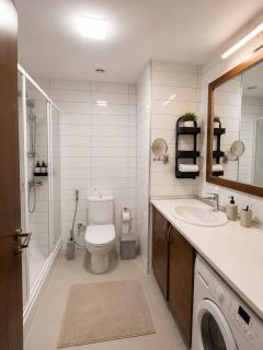 Luxury Airport Residence - 6
