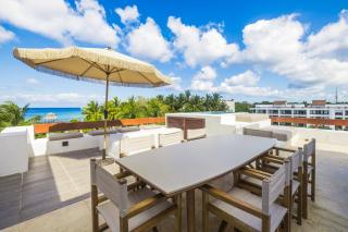 Luxury Penthouse with Oasis Private Rooftop - 9
