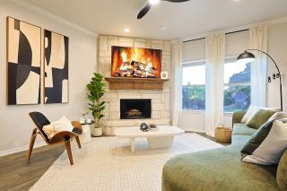 5-BD 2-BA with Pool, Hot Tub, Cinema & Golf Sim - 5