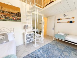 Pietrasanta Sea Villa near Forte dei Marmi with Private Pool & Park - 2