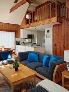 Charming Amagansett Retreat Near Ocean Beaches - 5