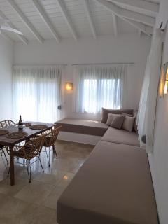 CALMA Beach House - 8