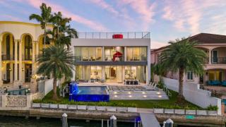 Miami Modern Heated Pool and Dock - 0