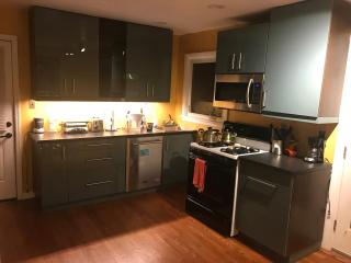 Park View Room in Pentagon City - Walk to METRO - 7