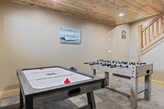 Lakeview Lodge - Boat Launch, Hot Tub, Game Room, BBQ, Yellowstone - 8