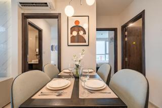 200 m to Metro l High-Floor Unit l Rooftop Pool - 8