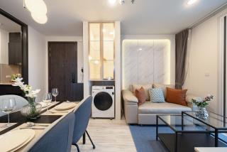 200 m to Metro l High-Floor Unit l Rooftop Pool - 5