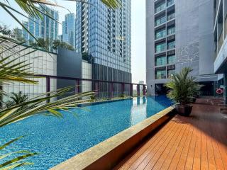 BTS Thong Lo l Large 65 sqm l Pool and Gym l Sontana - 6