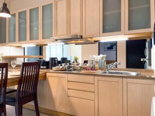 5 Mins to BTS l Large 75 sqm l Pool and Sauna - 4