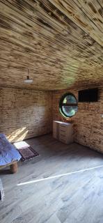 lazy trout house - 8