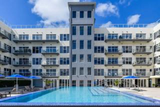 Harbour House apt 410 - 5