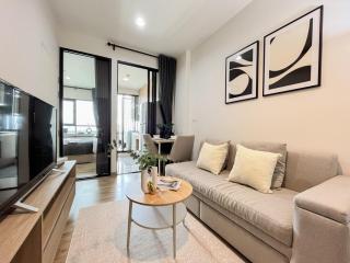 Near BTS l High-Rise Unit l Sauna - 1