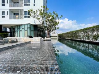 Near BTS l Large 52 sqm l Pool and Steam - 3