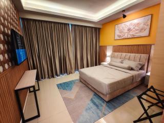 Classic Morden Retro Hotel 4 Star-4 min to JonerSt - 4