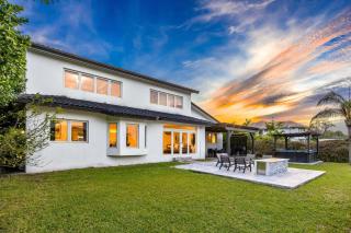 Waterfront Villa with Pool and Dock - 8