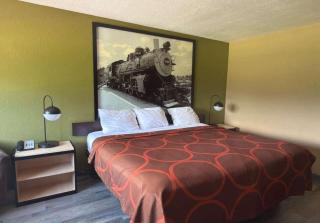 Super 8 by Wyndham Topeka/Wanamaker RD/I-70 - 7
