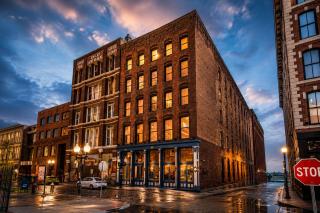 Brick and Bed - Riverfront Loft District, H505 - 9