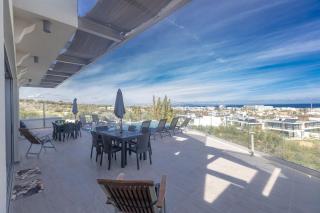 Villa Kypriana Sea Views Walk To Beach & Strip Sleeps 8 Pool - 7