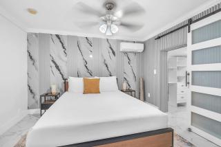 6BR Villa Tropical Haven Private Pool & BBQ - 5