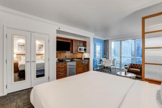 Lucky Gem Penthouse & Luxury Suites 16-807 - 7