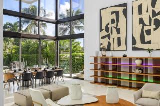 Villa Okasa Modern Marvel with Pool Jacuzzi Pool Table BBQ - 1