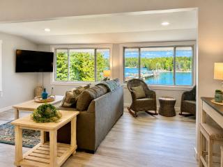 Oceanfront Cottage on Private Island - 6