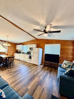 1818 Trailside Cedar - Cabin 2 - 7