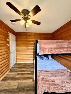 1818 Trailside Cedar - Cabin 2 - 1