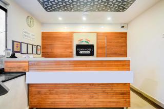 Super Townhouse Dewas City Formerly Utsav - 7