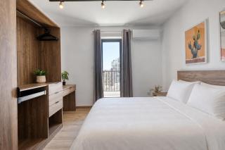 New - Stylish 2BR penthouse with Terrace, Seaview & private Jacuzzi by SF Homes 12 - 3