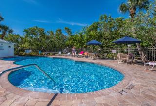 Sandy Pointe - 7