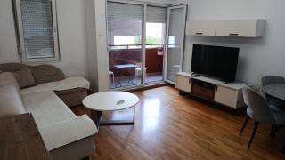 Lana Modern Studio - Podgorica - 0