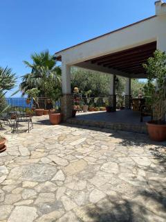 Villino Eurako, villa in riserva naturale in montagna, a 5 Min dal mare - 9