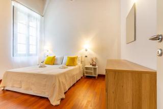Modern Apt in the center 500m from the Estense Castle - 3