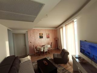 Huge Private Terrace Pool & Spa Free Parking - 8