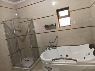 light farah house - 5