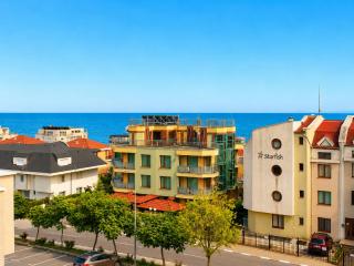 Informat 1 - Pool and SeaView - Top Location - 2