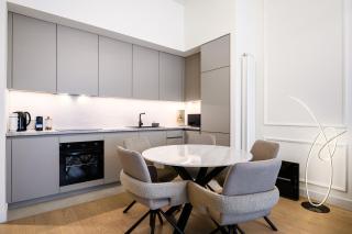 King's & Queen's Garden Residence - Private 30m2 Garden Kings - 3