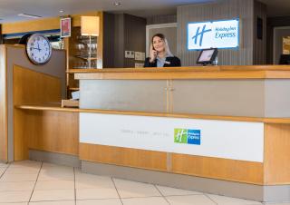 Holiday Inn Express London Luton Airport by IHG - 4
