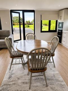 Modern 2 Bed Luxury Cabin Private Gated Estate - 2
