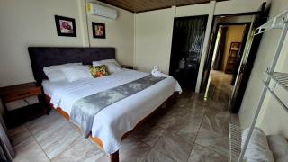 Arboleda House by the River, Forest with Jacuzzi and A C - 2
