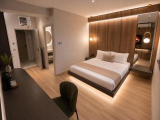 Warm Central ApartHotel - 2