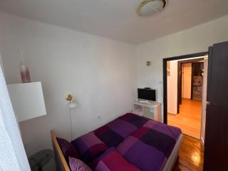 Egry Rooms - 9