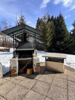 Chalet Les Ruisseaux Nature & Vue à Crans-Montana - 2